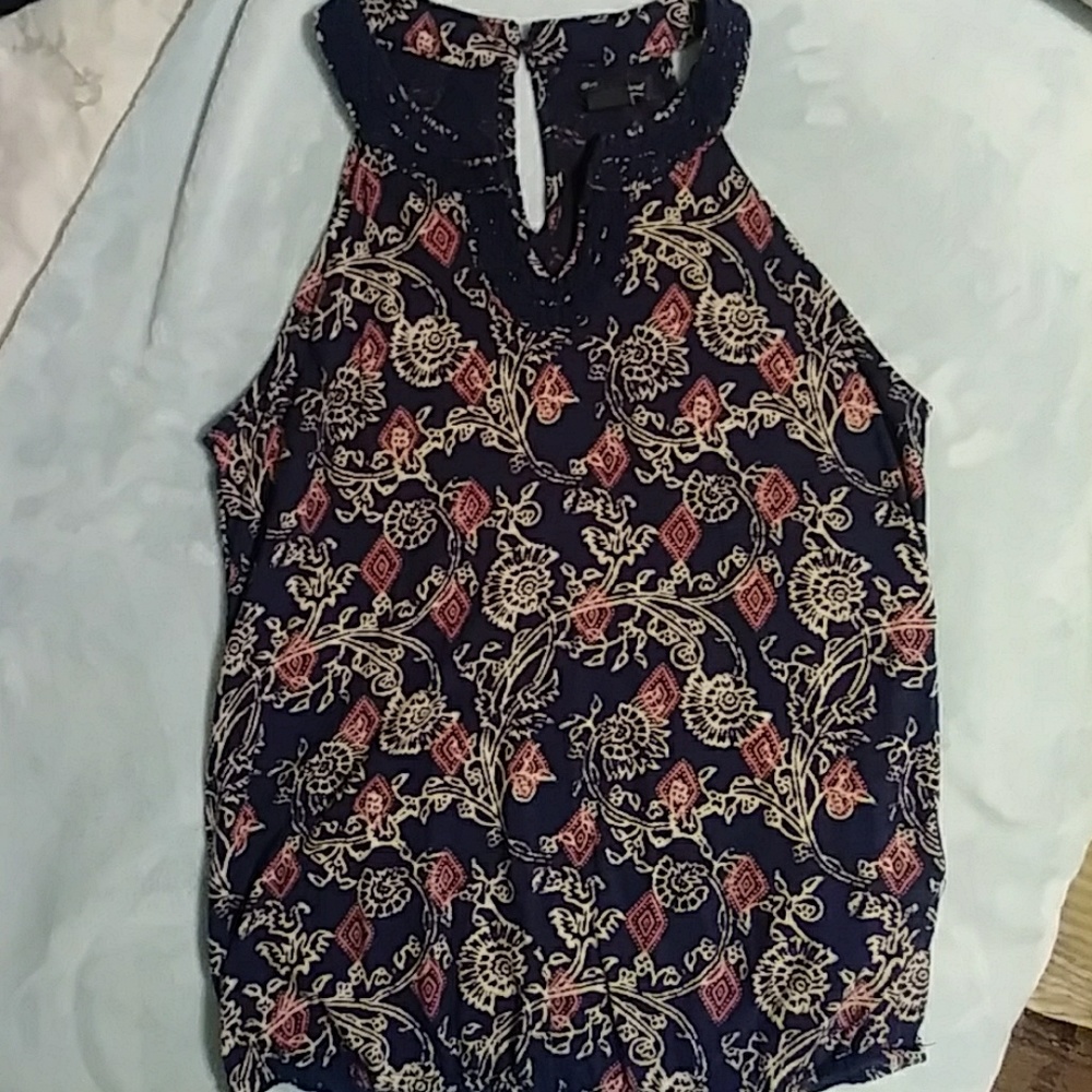 Luckybrand tank size small